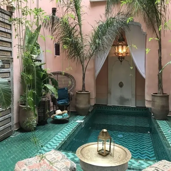 Dream accommodation